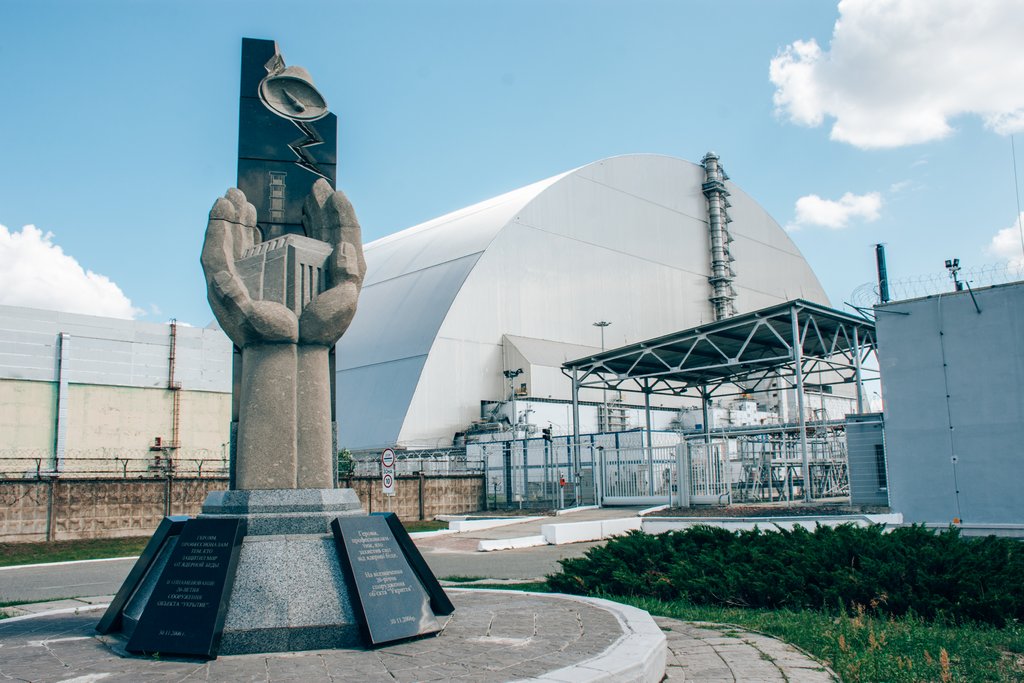 <img src="memorial statue.png" alt="memorial statue in chernobyl">